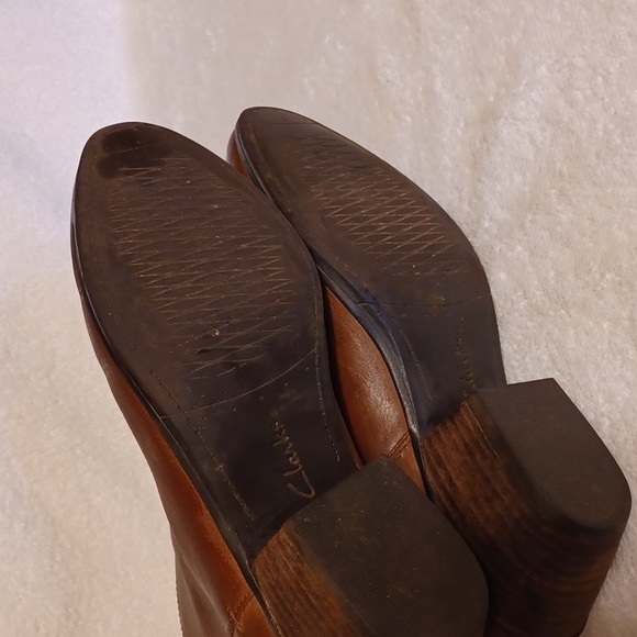 Clark's Artisan leather ankle boots women's size 9.5 - Picture 6 of 6